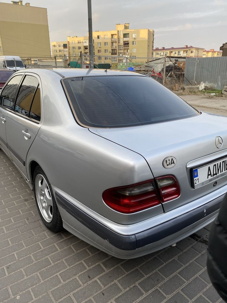 Мерседес 2.2 турбо дизель