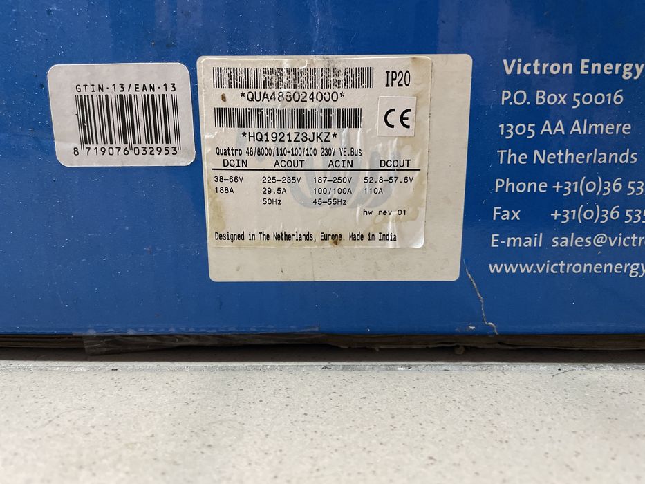 Інвертор Victron Energy Quattro 8000VA