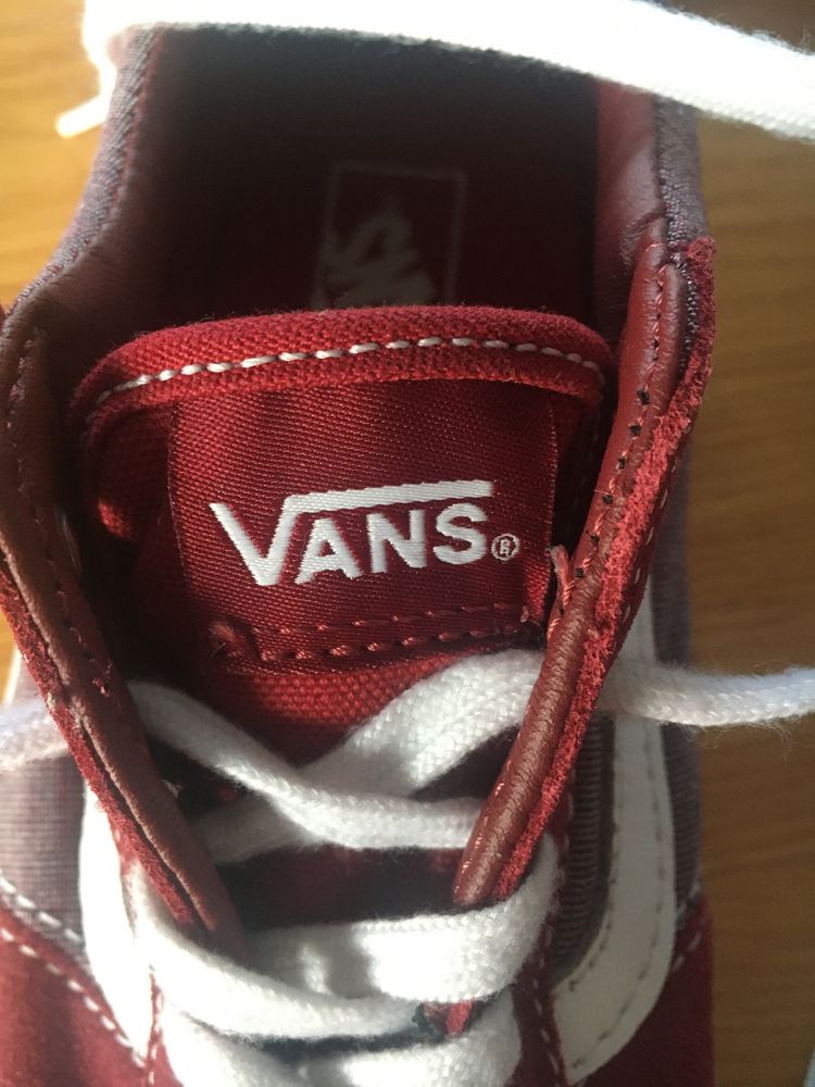 Buty dziecięce Vans rozm 33