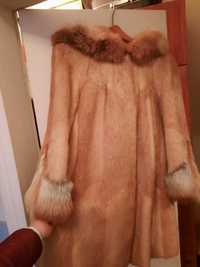 Шуба пальто натуральна з лисиці