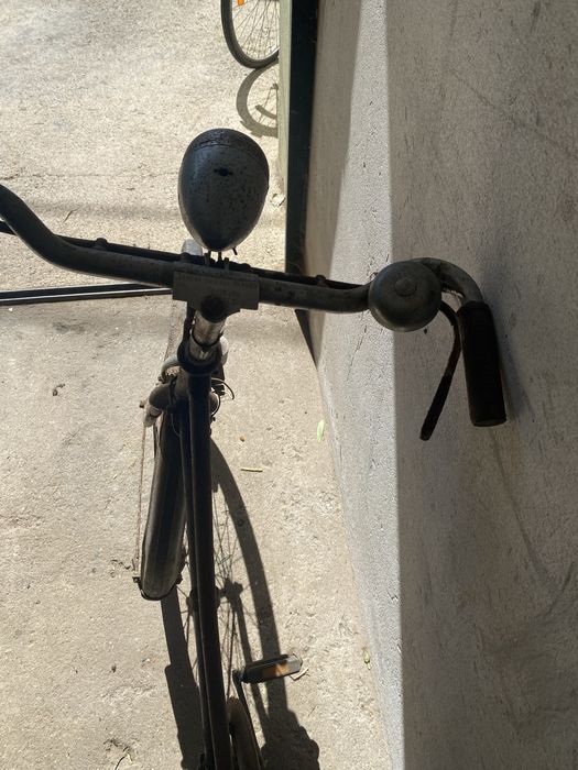 Bicicleta de senhora  antiga