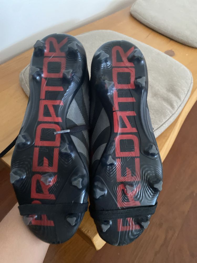 Chuteiras predator pro