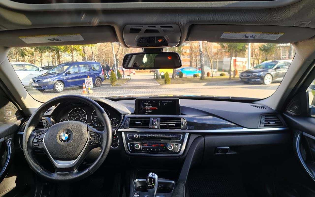 BMW 328 2013 року