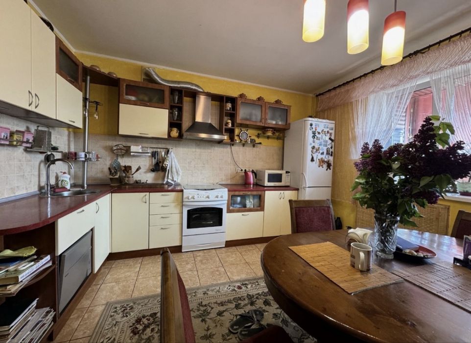 Укомплектована 3 кім квартира 98м2, центр міста Буча. ДержавПрогМожна