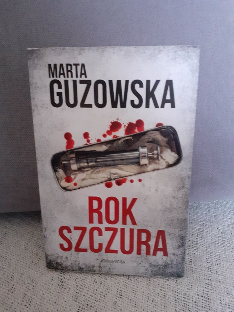 Książka kryminał Rok szczura Marta Guzowska