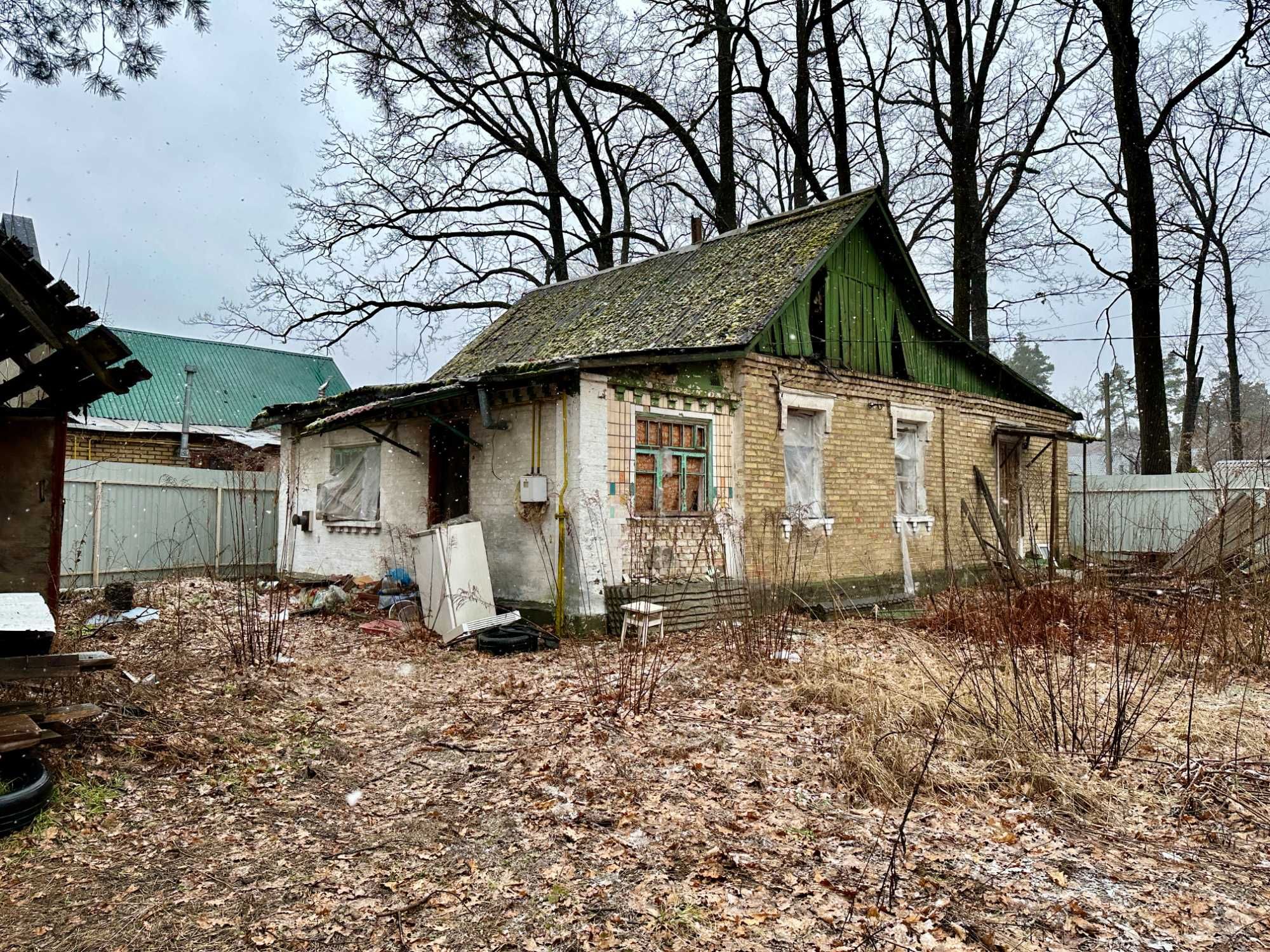 Фасадна земельна ділянка в Ірпені