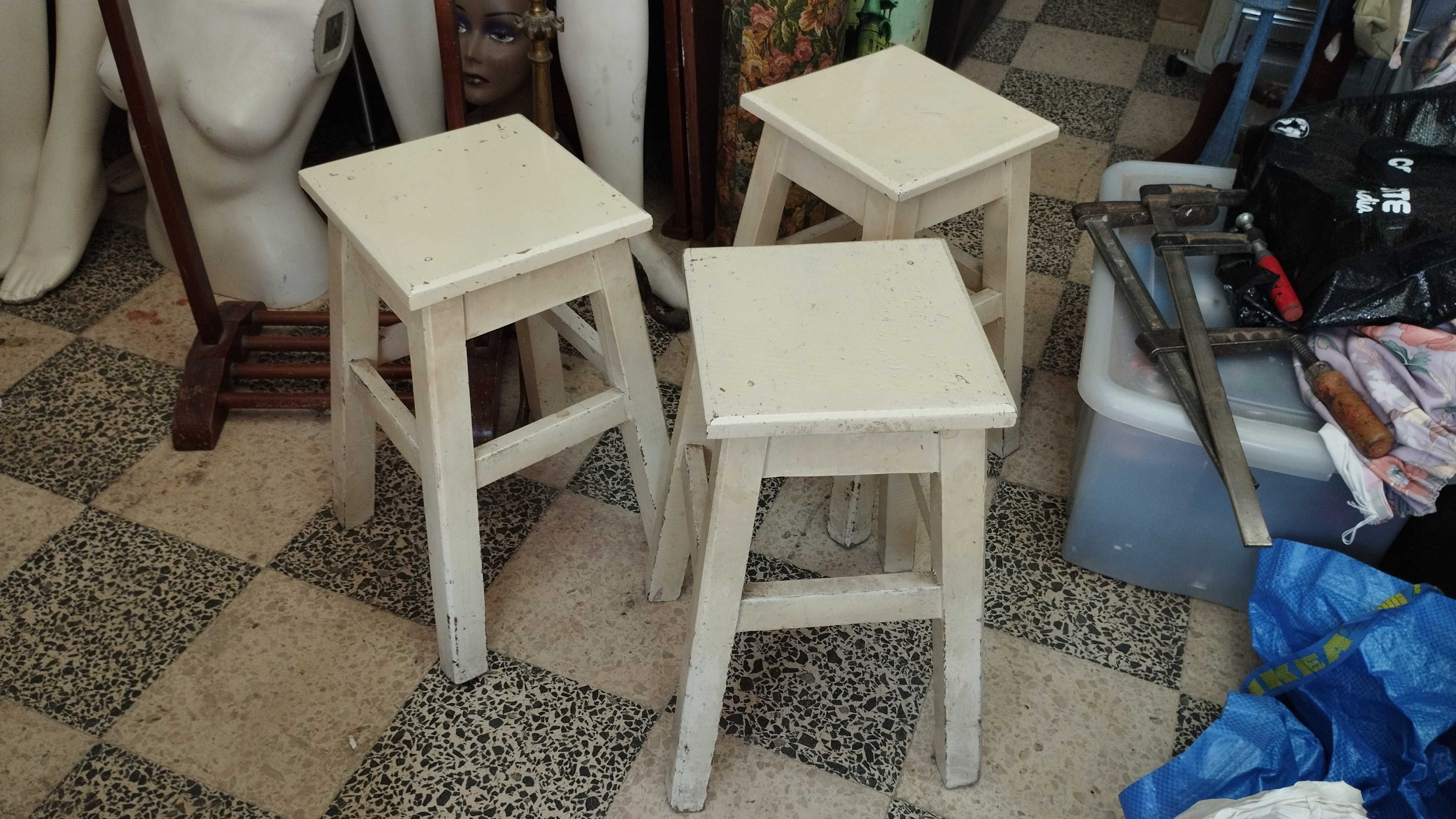 3 bancos mocho antigos