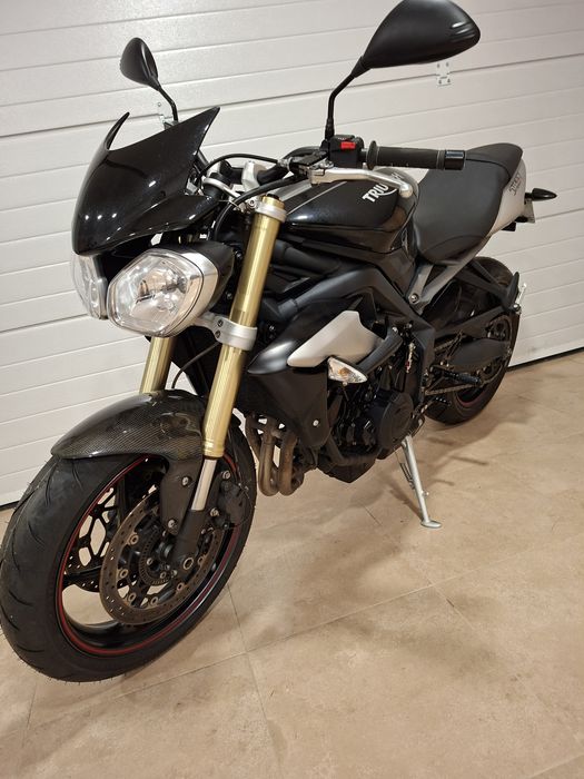 Triumph street triple 675
