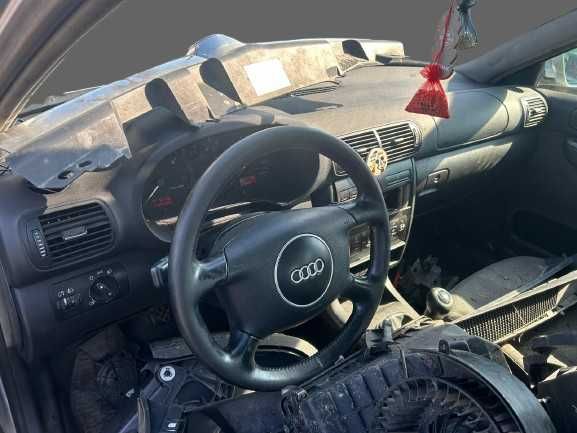 AUDI A3 8L 1.9 TDI ALH EGR kolor LY7W części