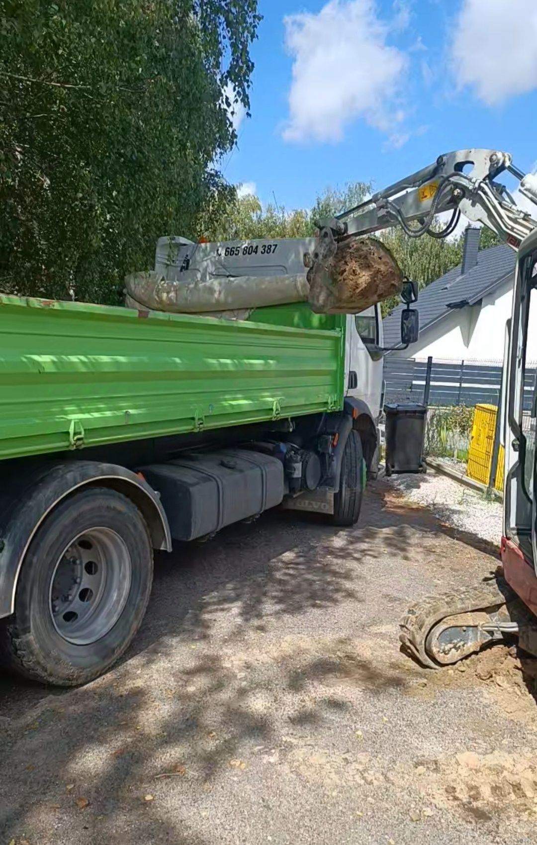 Mała wywrotka kamień płukany kruszywo kamień łamany piasek od 1 tony
