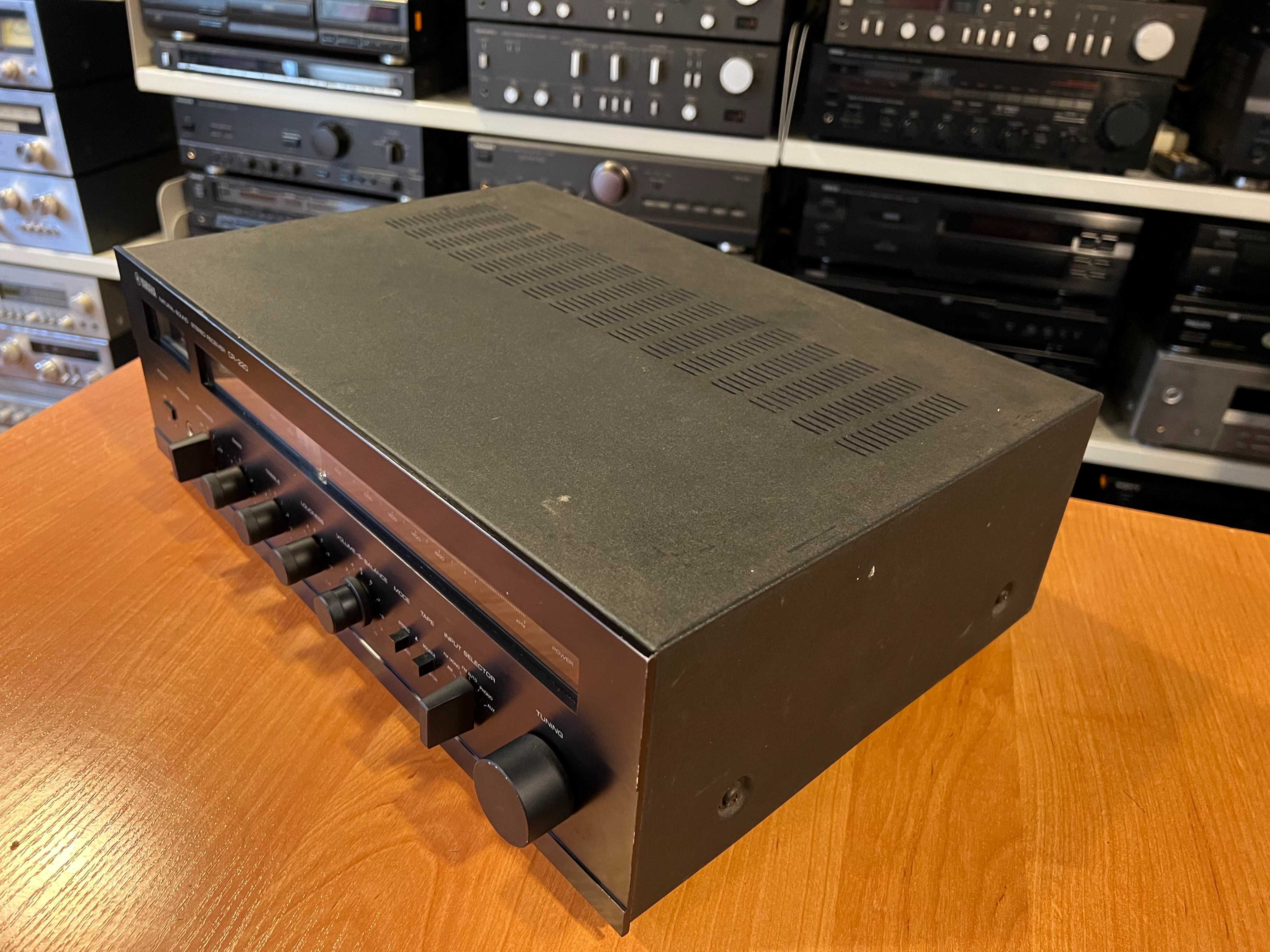 Amplituner Yamaha CR-220 Audio Room