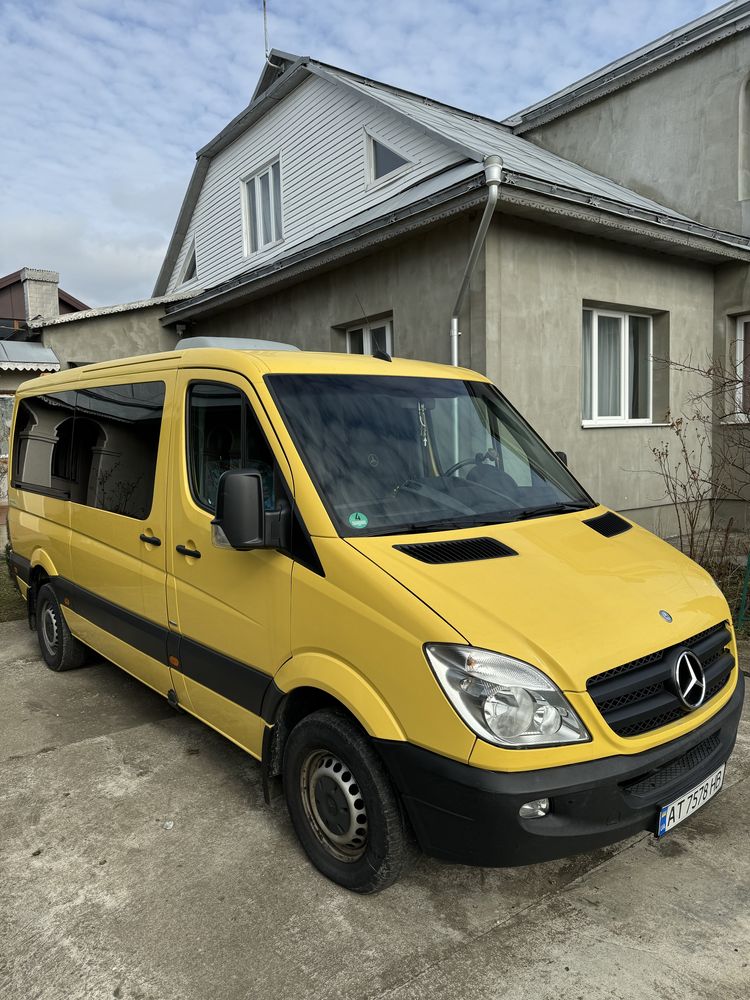 Mercedes -Benz Sprinter 2012