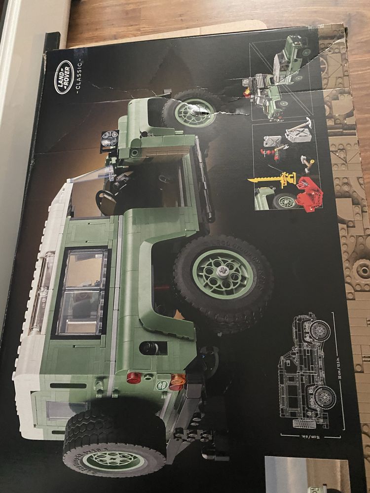Lego land rover 10317