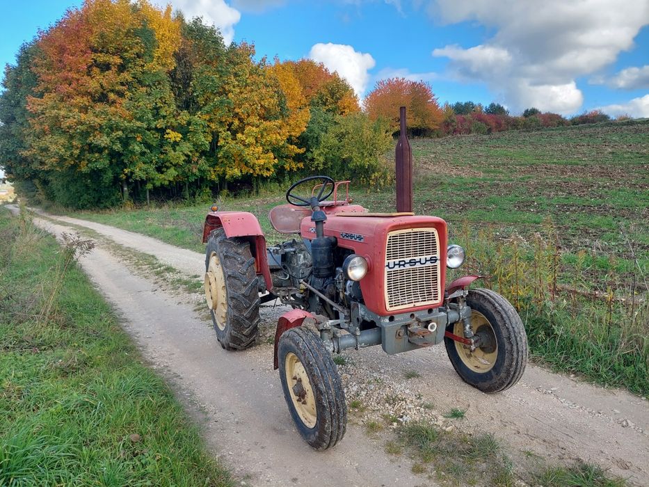 Ciągnik Ursus C330 C328