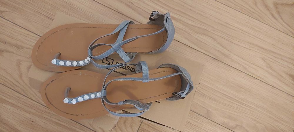 Sandalias azuis tamanho 38