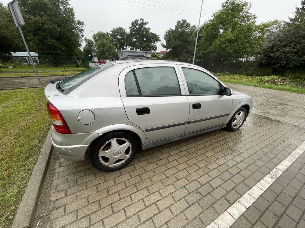 Opel Astra 1.6 8v LPG 5drzwi webasto klima nowy przeglad