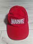 Piękna czerwona czapka z daszkiem Marvel CCC