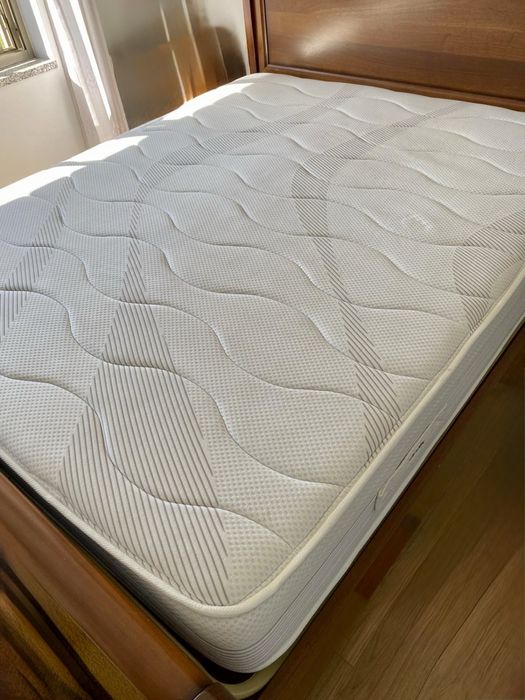 Colchao Pikolim Confortcel ótimo estado