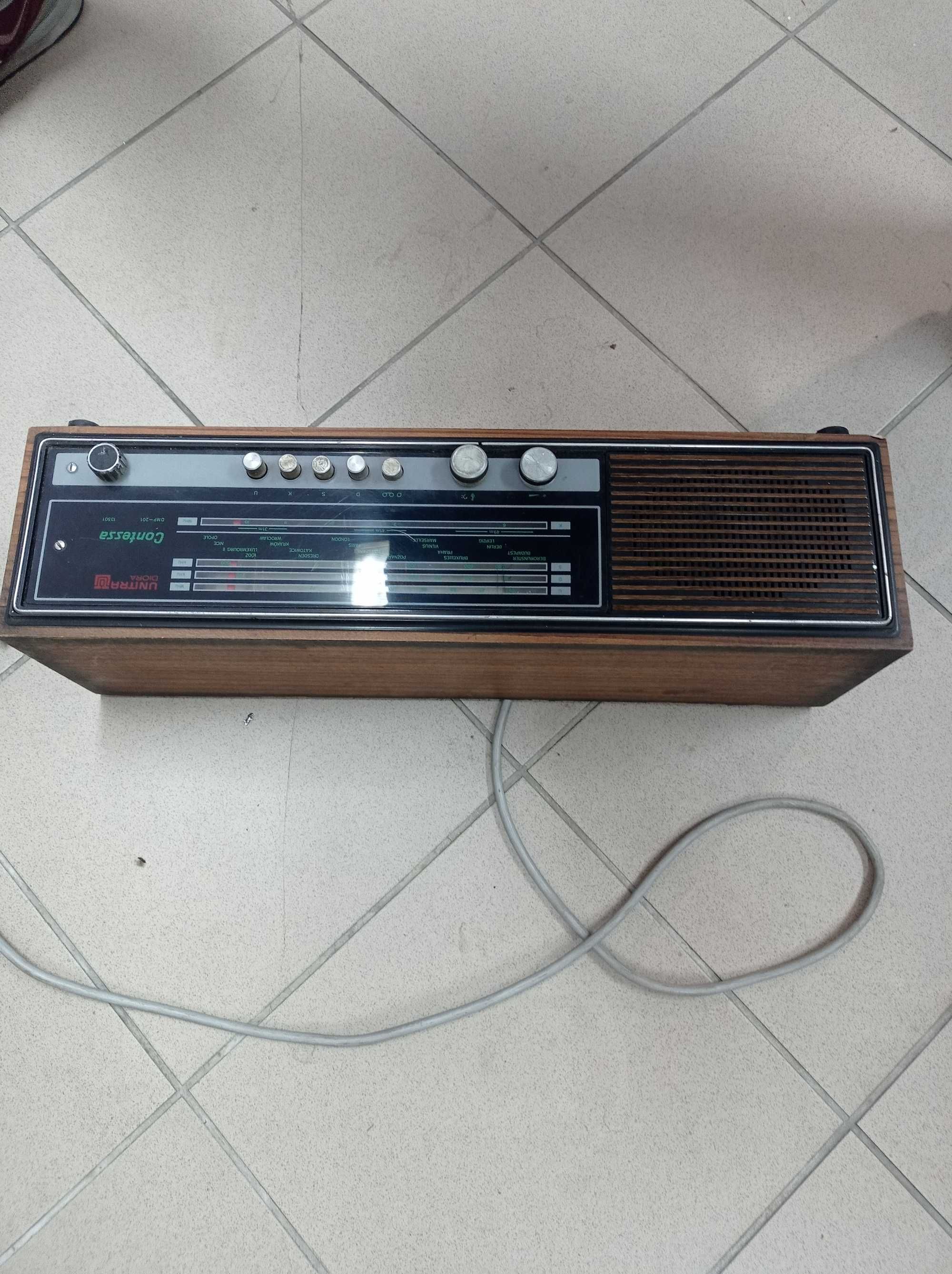 Stare zabytkowe radio Unitra Diora Contessa DMP-201