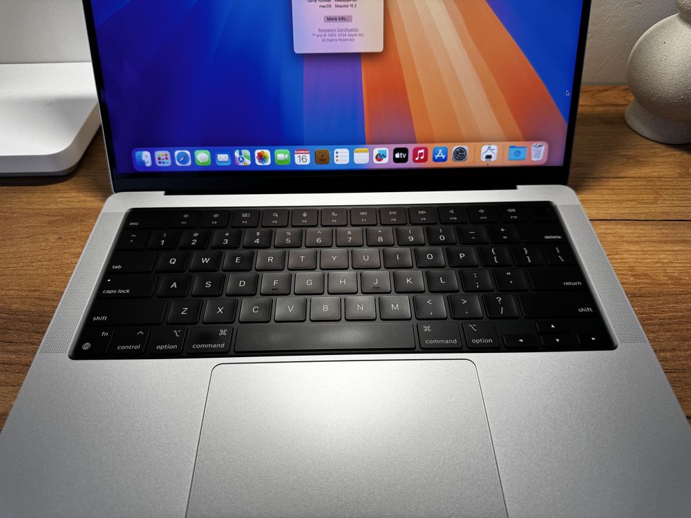 MacBook Pro 14 2021 32-Core GPU M1 Max 32GB 1TB SSD Silver
