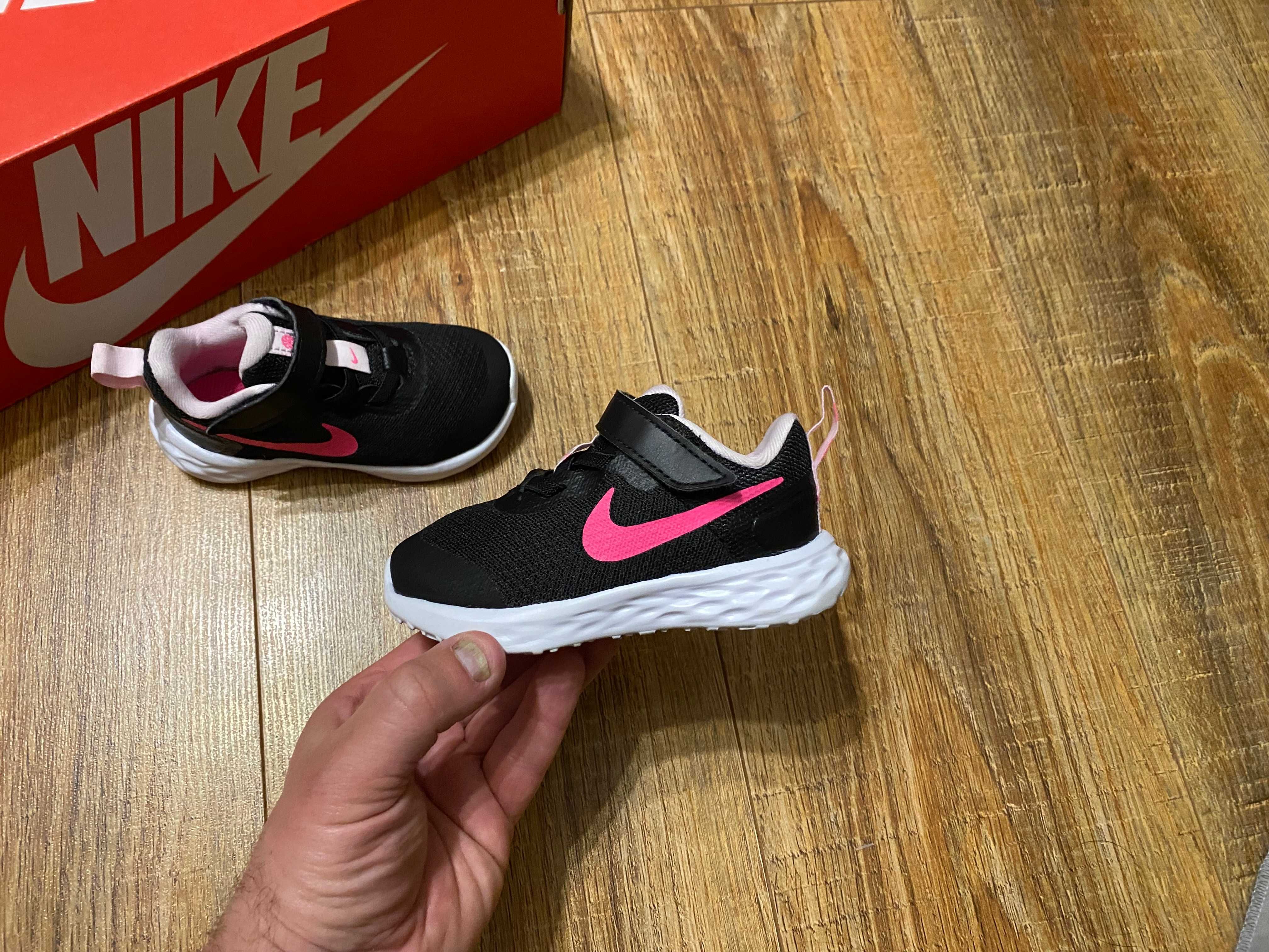 Nike кроссовки кросівки детские на девочку Найк оригинал р.22