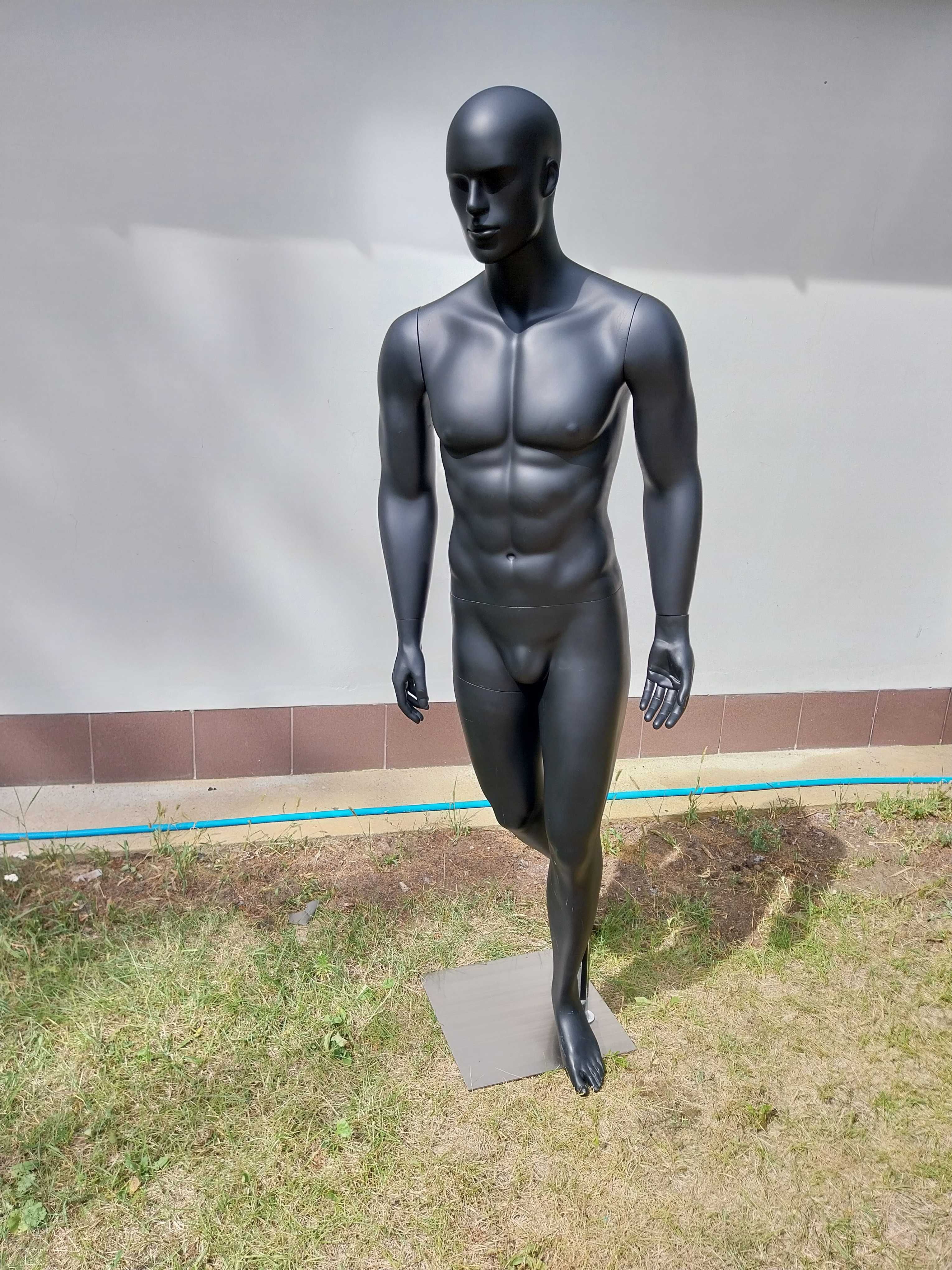 Manekin pełnopostaciowy 190 cm czarny mat