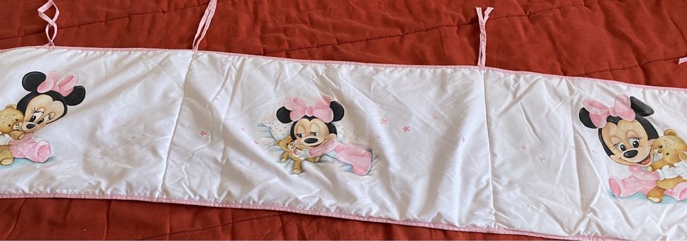 Conjunto Edredão e Protetor de cama/berço