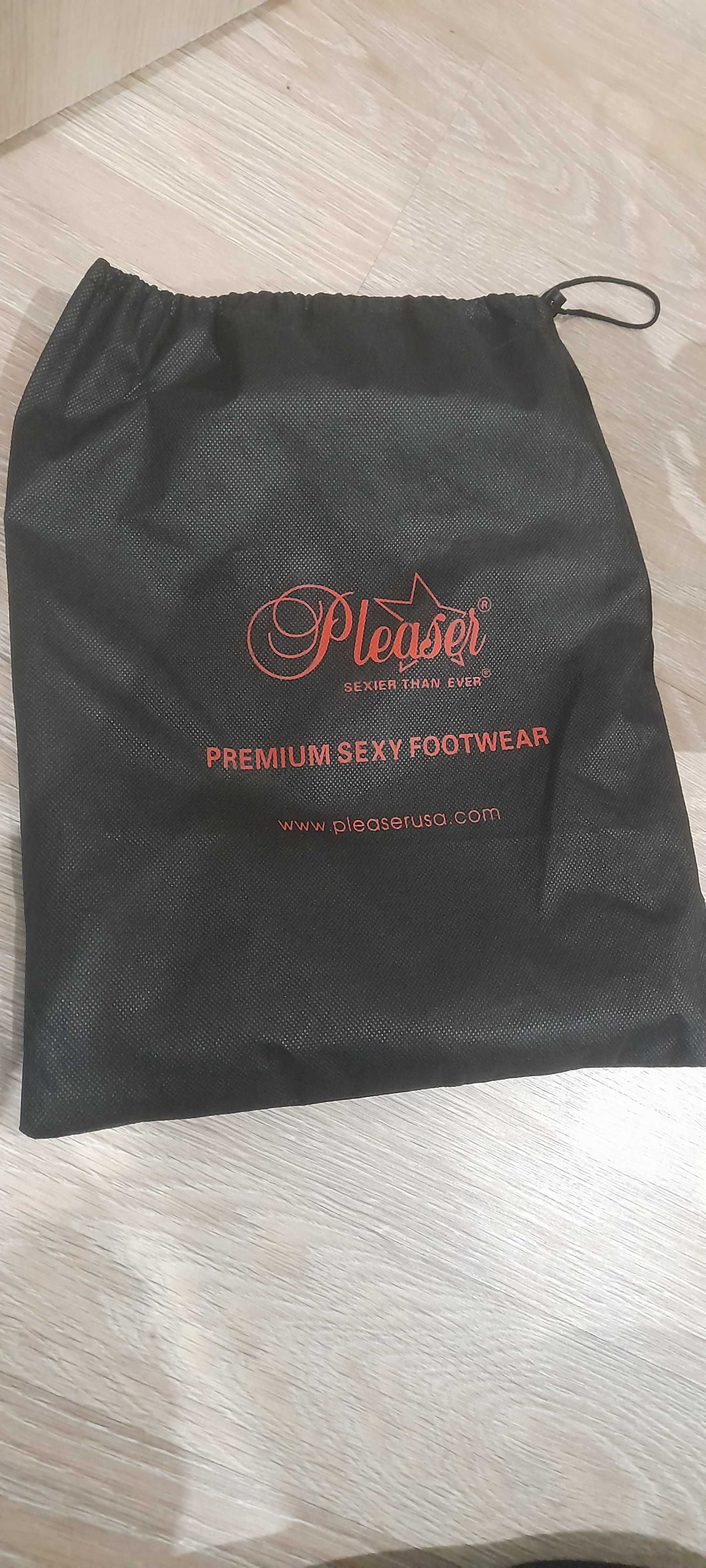 Стріпи Pleaser трійки бежеві