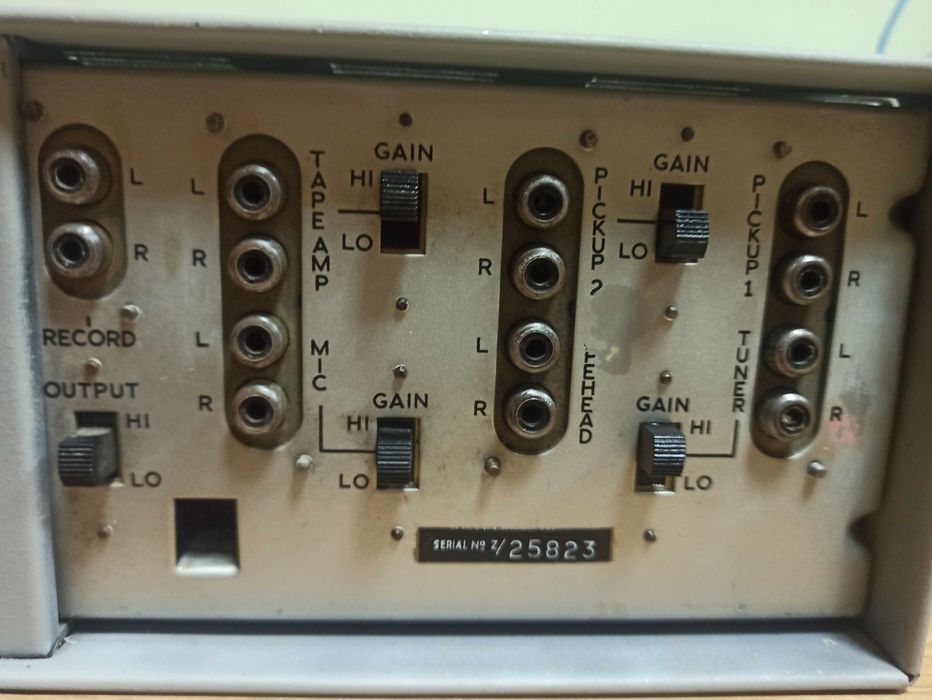 Leak 30. Підсилювач на германієвих транзисторах.