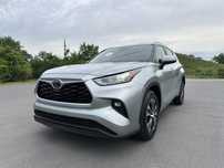 Toyota Highlander  XLE 2020