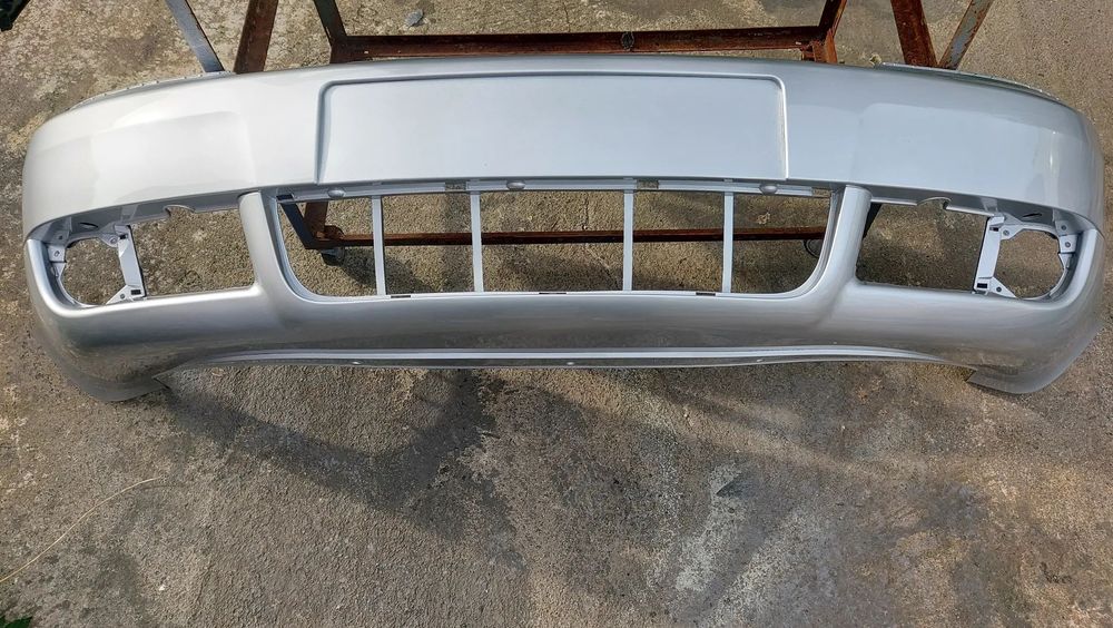 AUDI A6 C5 01-05r LIFT Zderzak Przedni LY7W