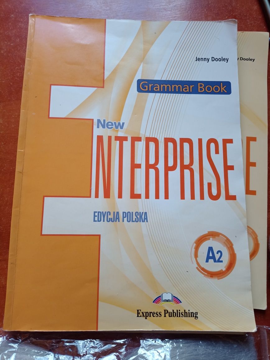 Jezyk angielsk 2 liceum new inerprisei poziom A2 grammar book Work boo
