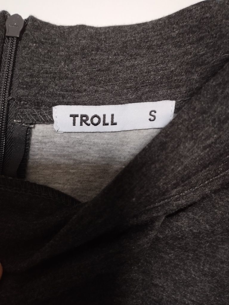 Mini spódniczka "z koła" Troll r. S