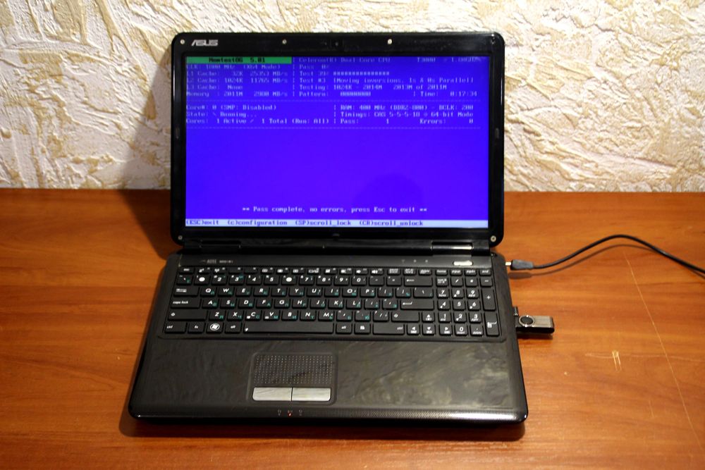 Asus K50IJ Celeron DС T3000 1.8Ghz/2gb/250gb/wifi/15.6"