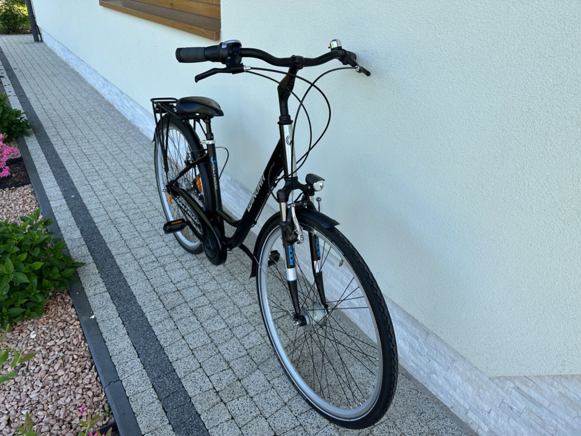 Rower WINORA - koła 28, Aluminiowy, Nexus 7b, 2 x amor, prądnica, led