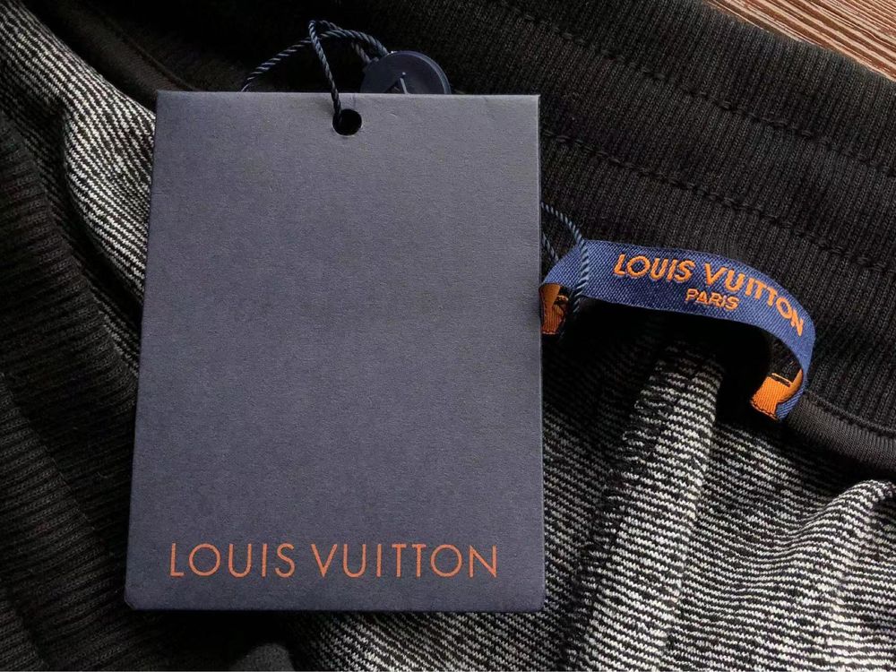 Spodenki Louis Vuitton LV Szare Luksusowe