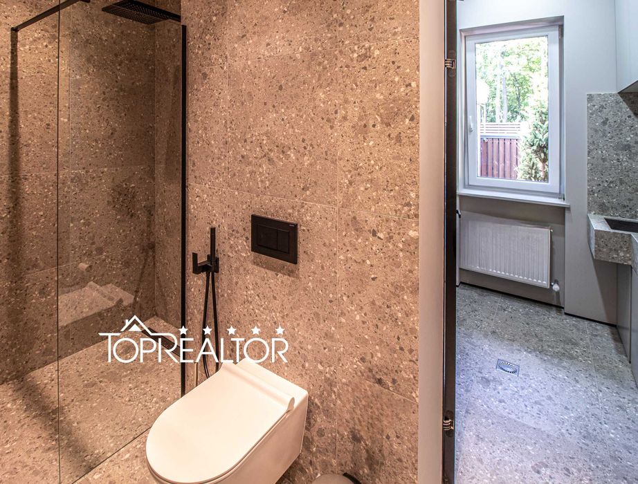 Продам 2-поверховий котедж у селищі Лісове. Лісопарк