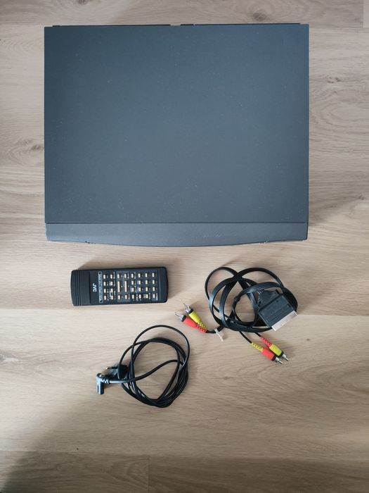 Magnetowid JVC HR-J1200A sprawny