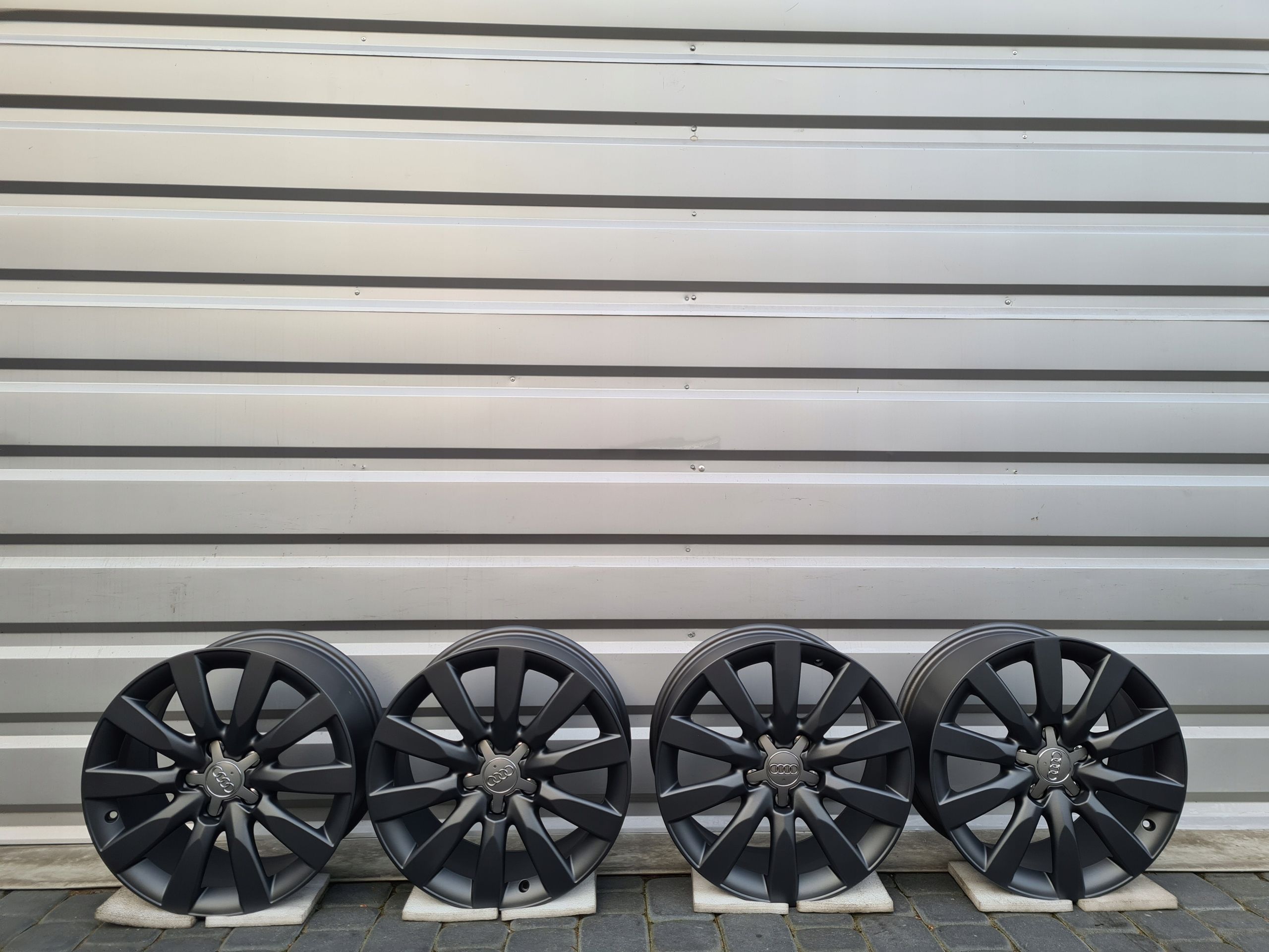 Oryginalne Felgi Audi 17 A3 A4 A6 A8 Q3 Q5 TT