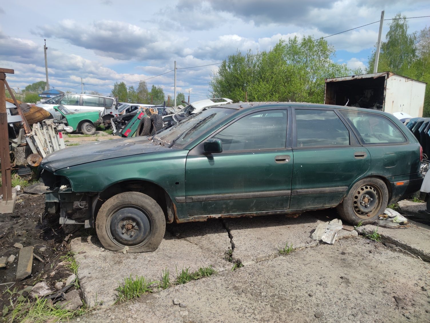 Volvo v40 1.8 2.0 Turbo запчастини