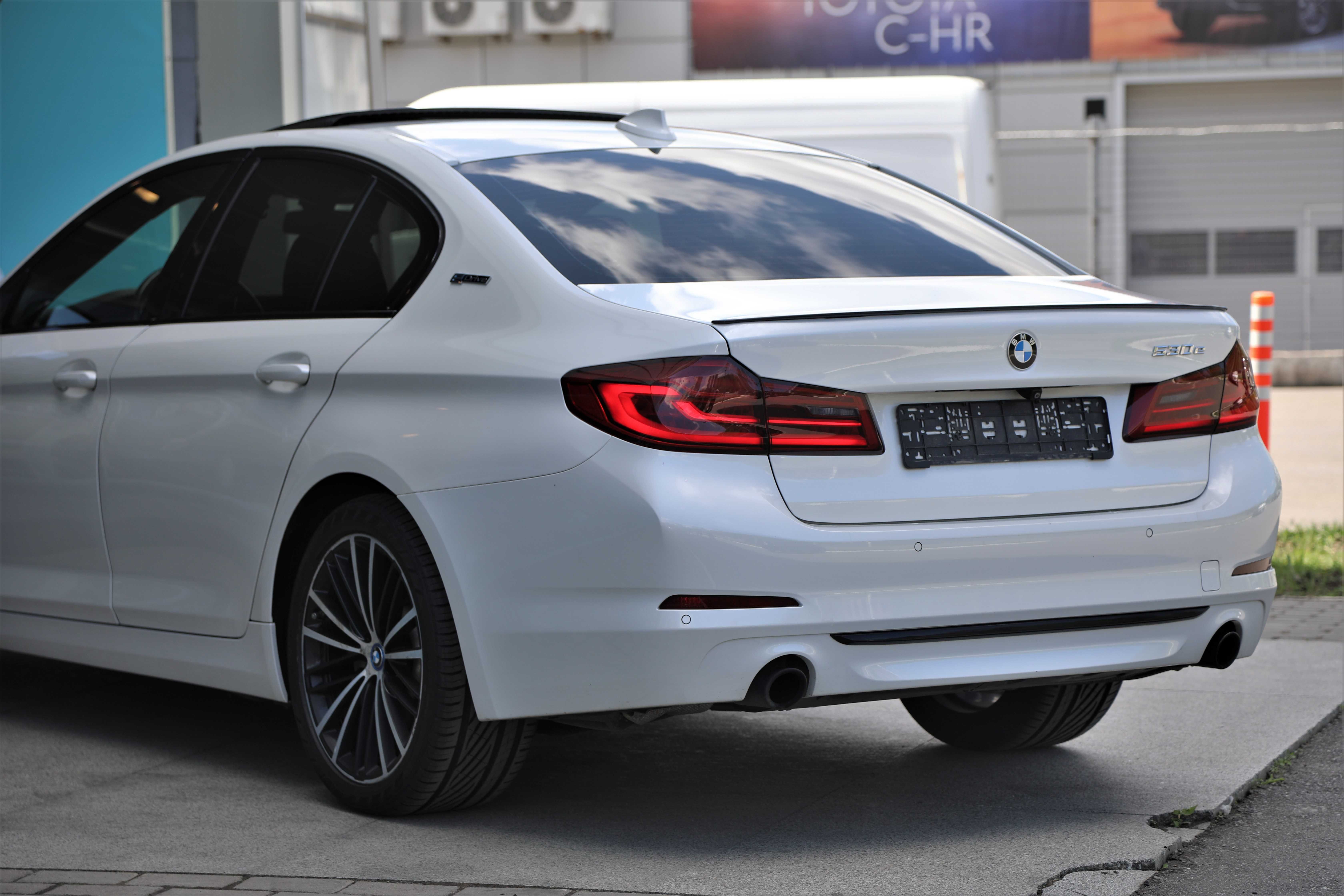 BMW 530e 2018 року