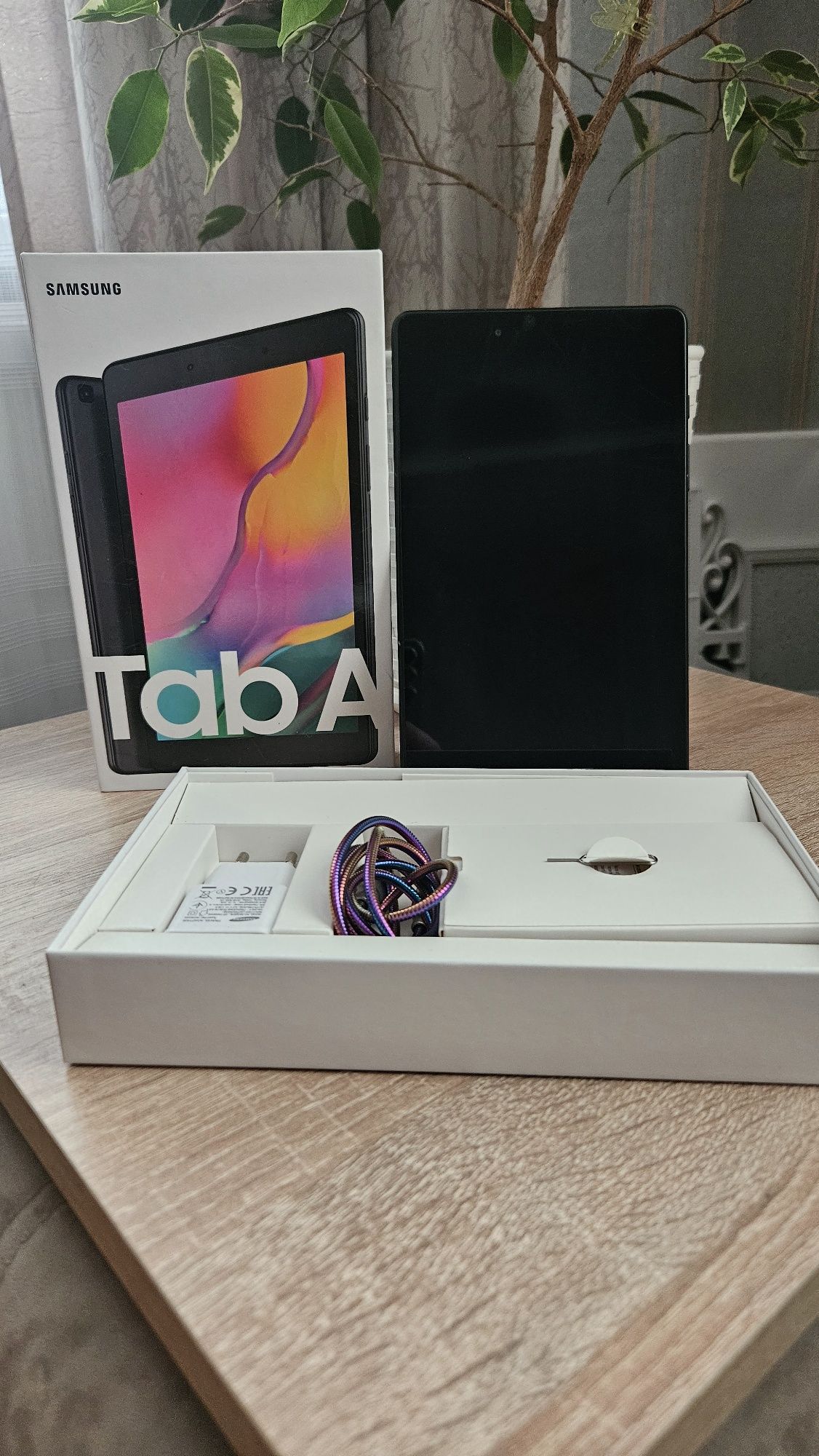 Планшет Samsung Galaxy Tab a