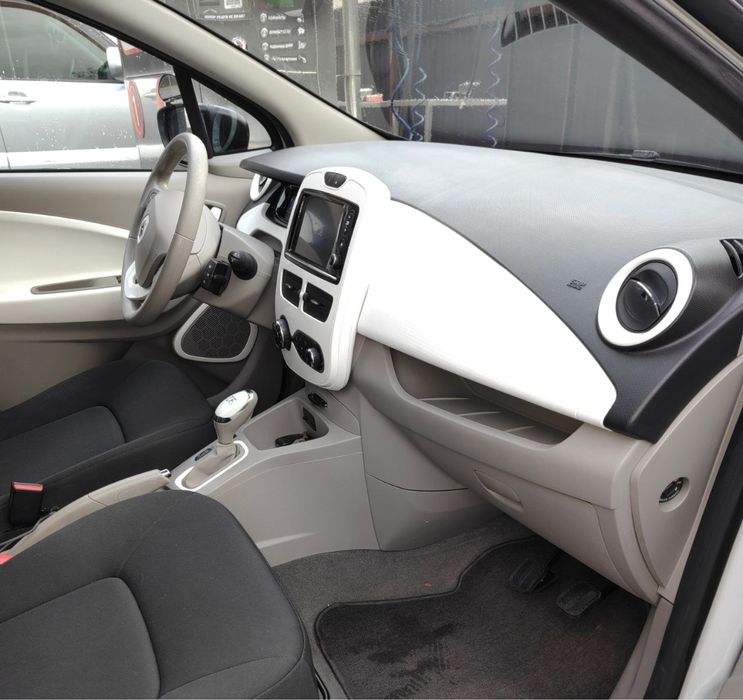 Автоінструктор, приватні уроки Автомат