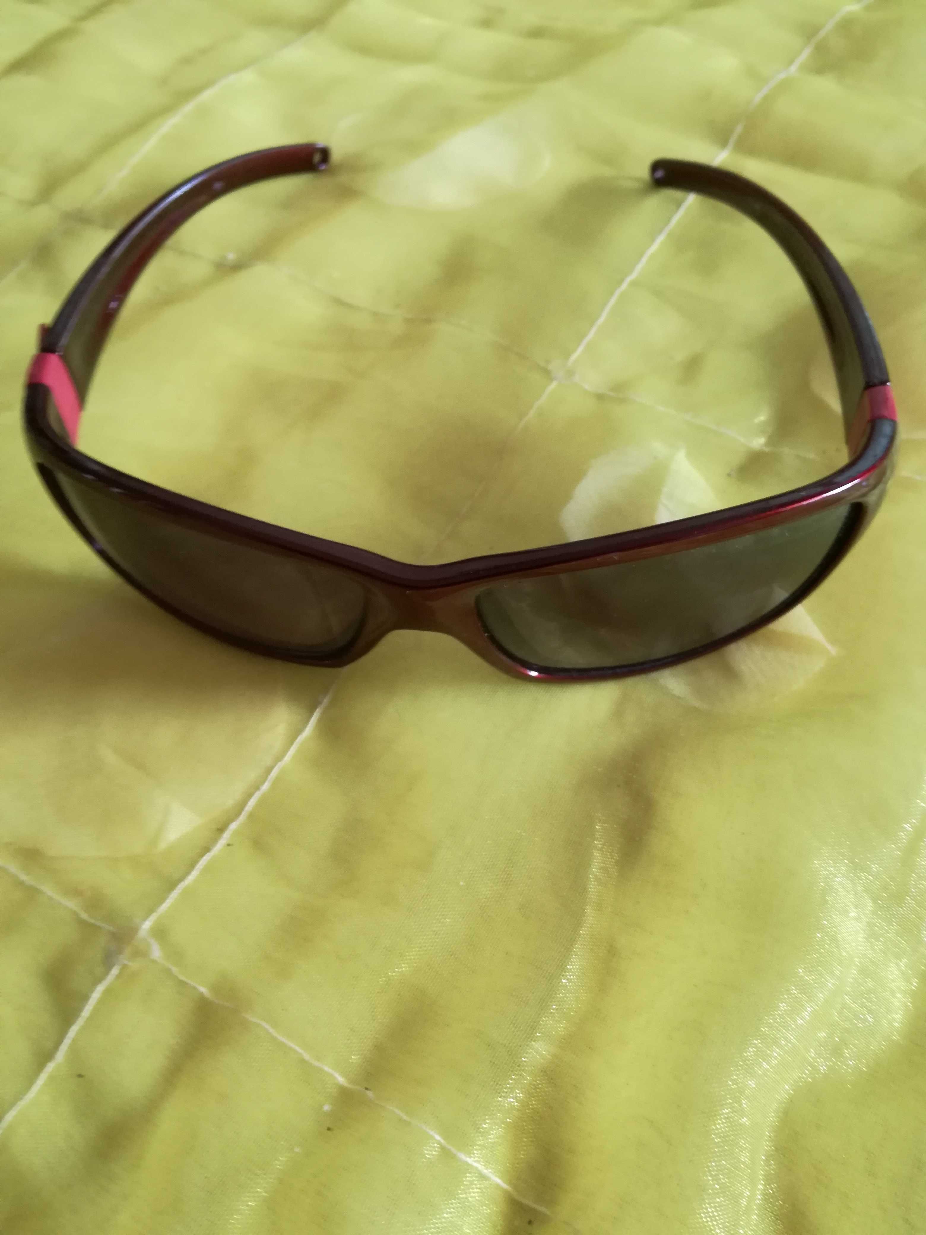 Okulary przeciwsłoneczne . Filtr UV 400