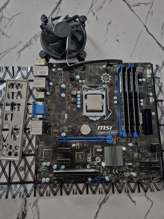 Plyta Glowna MSI + Procesor + 4x RAM 8GB DDR3