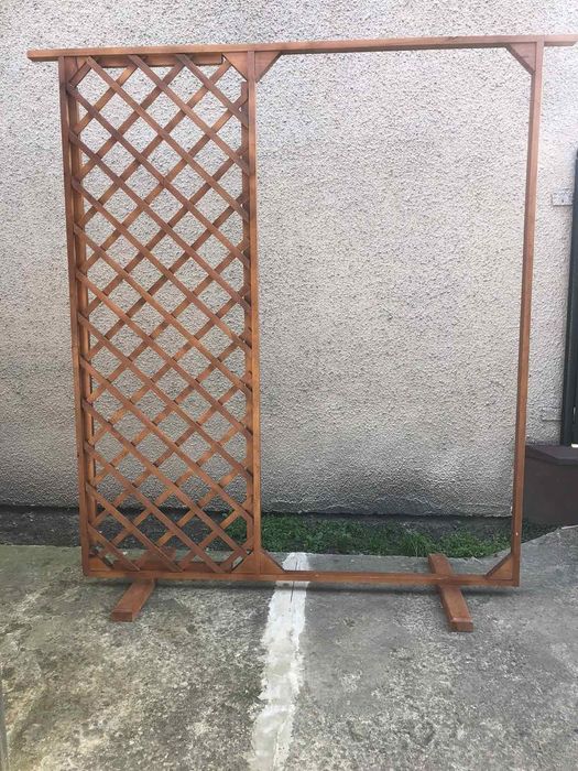 Фотозона з дерева