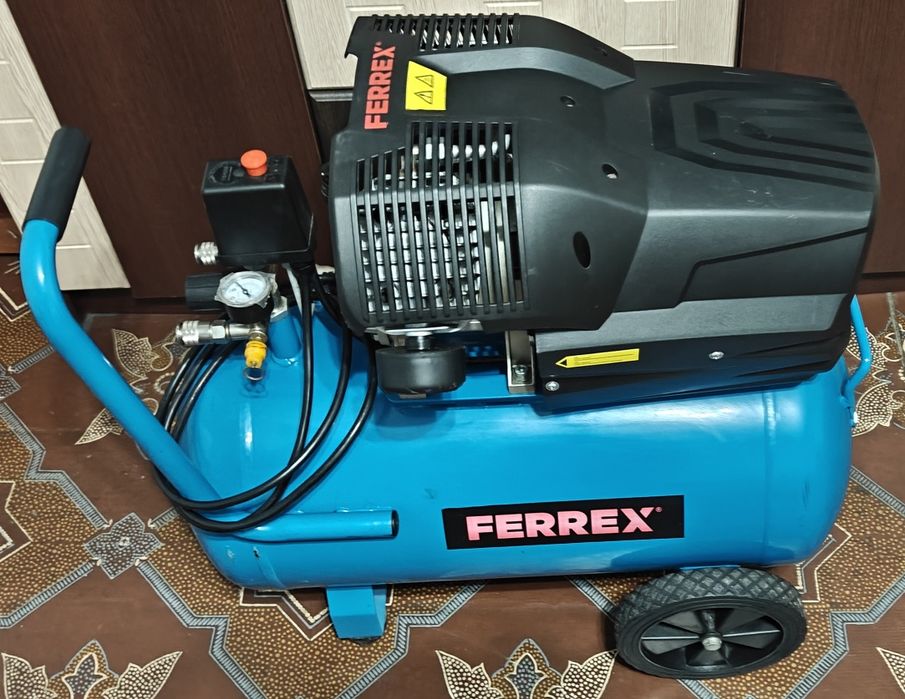 Компрессор FERREX 50л почти новый