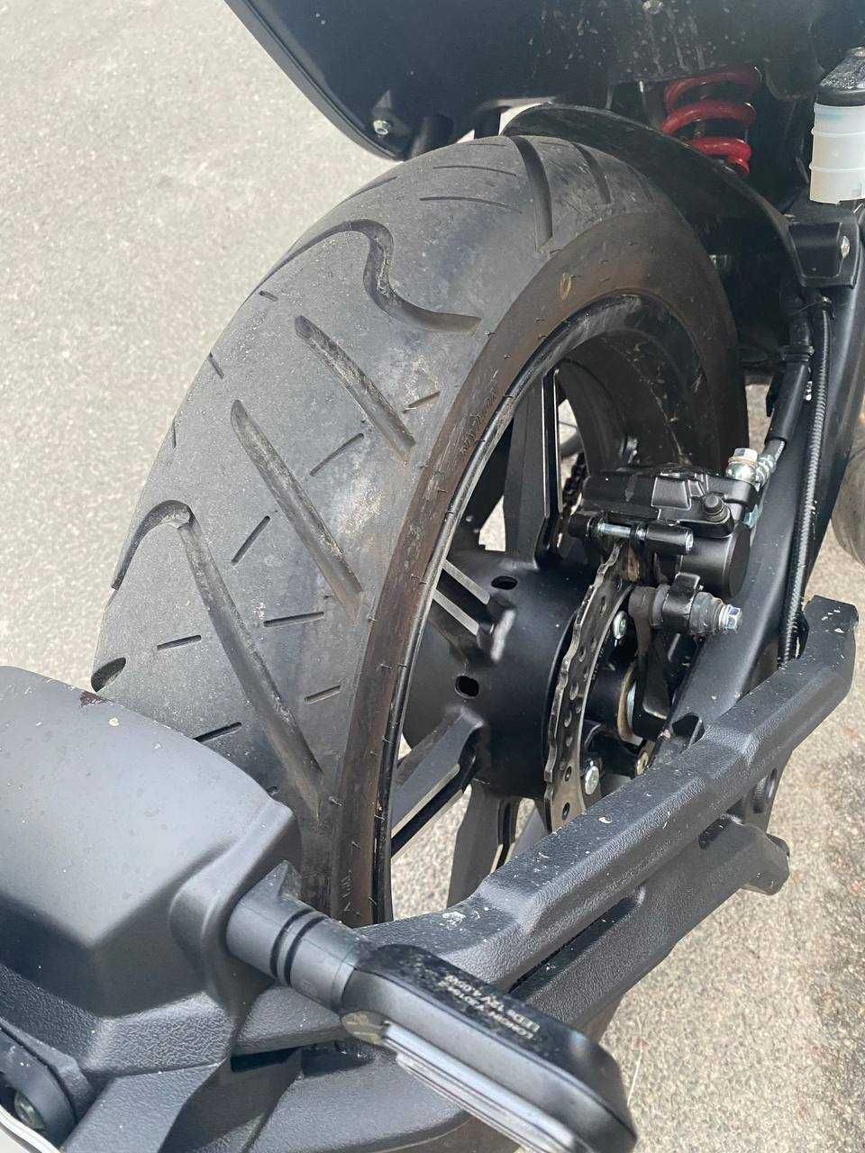 Loncin LX-250-12C AC4 - мотоцикл лонсін чоппер, класичний, кафе рейсер