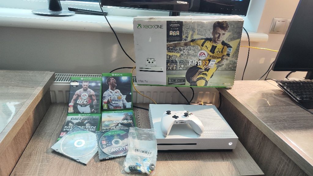 Оригінальні диски для Xbox one