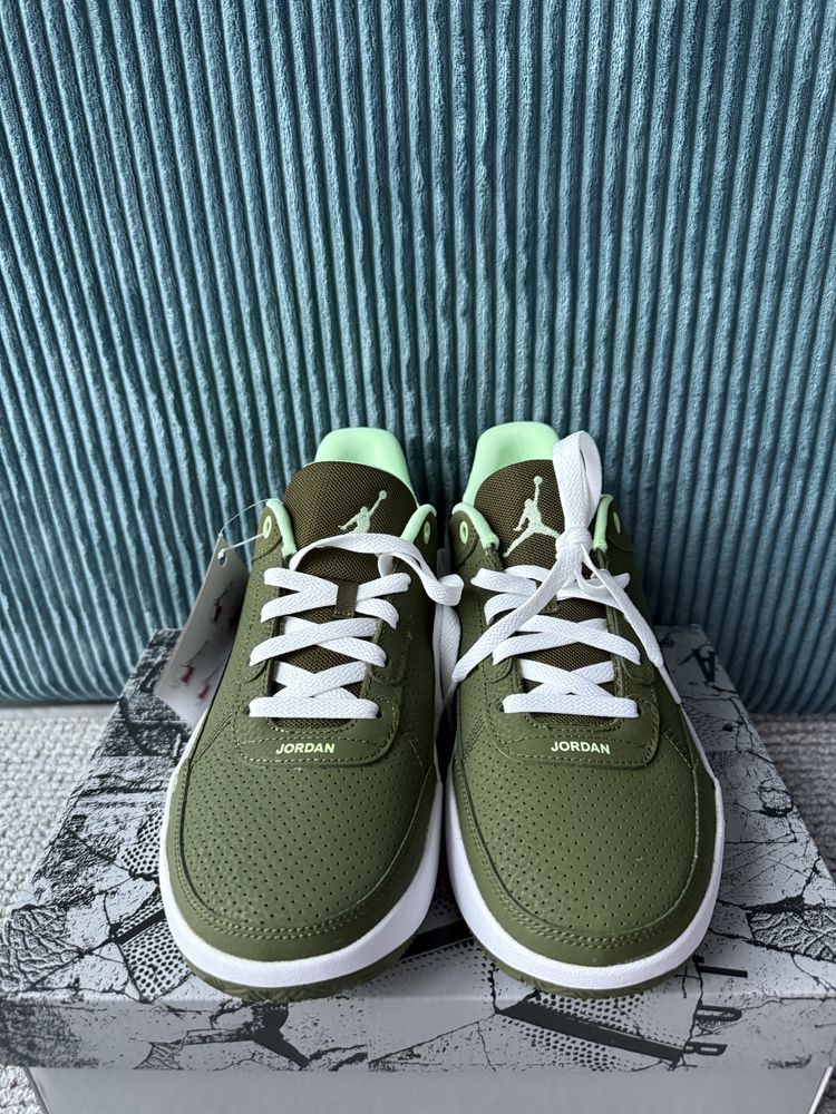 Buty chłopięce Jordan DAY1 EO (GS) r. 40 Nowe Oryginalne Khaki